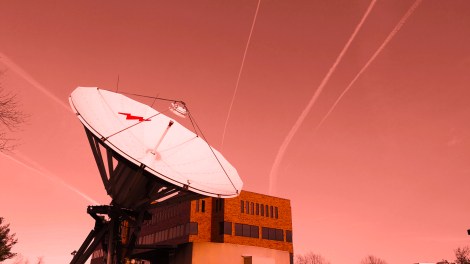 horizontalcrop-itlom038-chapter-everyonecomeshere copy